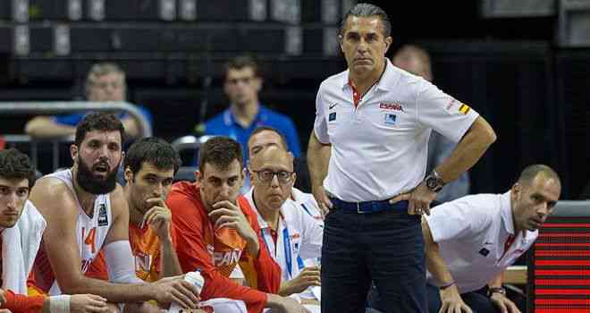 Pau Gasol y Scariolo destacan la tranquilidad con la que reaccionó España ante Turquía tras caer contra Serbia