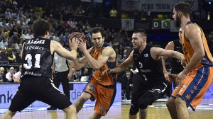 Entrevista a Pau Ribas: «Escuché al Barcelona y les di el sí; tengo ganas de ver cómo encajo alrededor de tantos buenos jugadores»