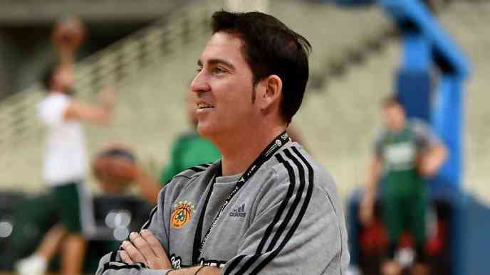 Xavi Pascual: «He aceptado este reto de venir a Panathinaikos no para ejercer mi profesión de entrenador, sino para ganar»