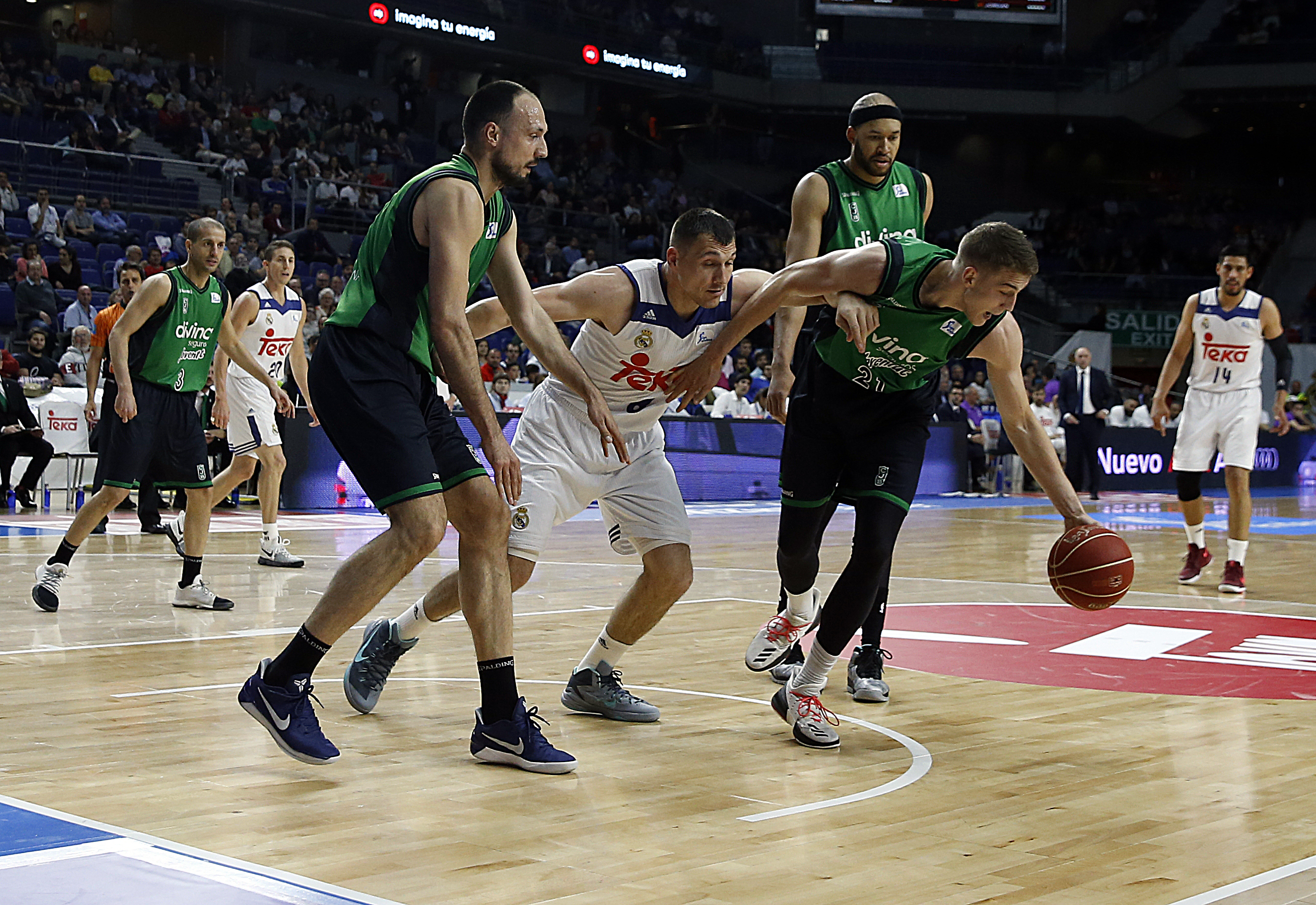 El Madrid asegura el primer puesto y tendrá factor cancha hasta la final