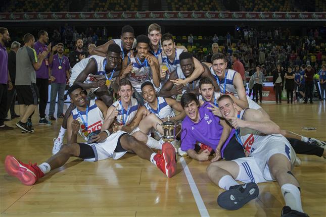 El Real Madrid revalida el título de campeón de España junior ante el Joventut