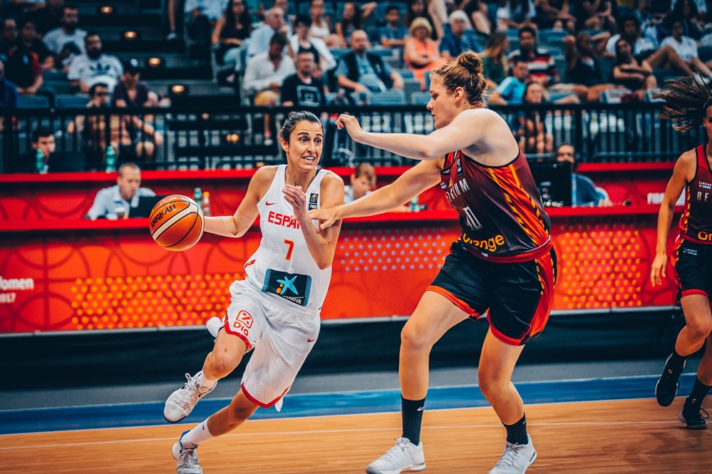 España barre a Bélgica y ya está en la final, contra Francia, del Eurobasket femenino