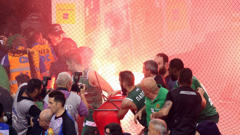 El Panathinaikos de Xavi Pascual gana la liga entre incidentes; el Brose, campeón de Alemania