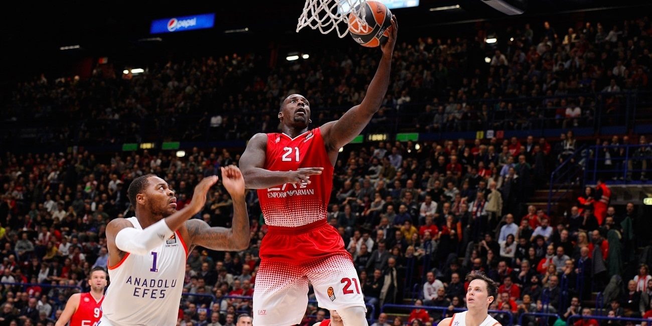 Sanders y Pressey, listos para anunciarse en el Barcelona; Vezenkov se queda y ceden al final a Diagné