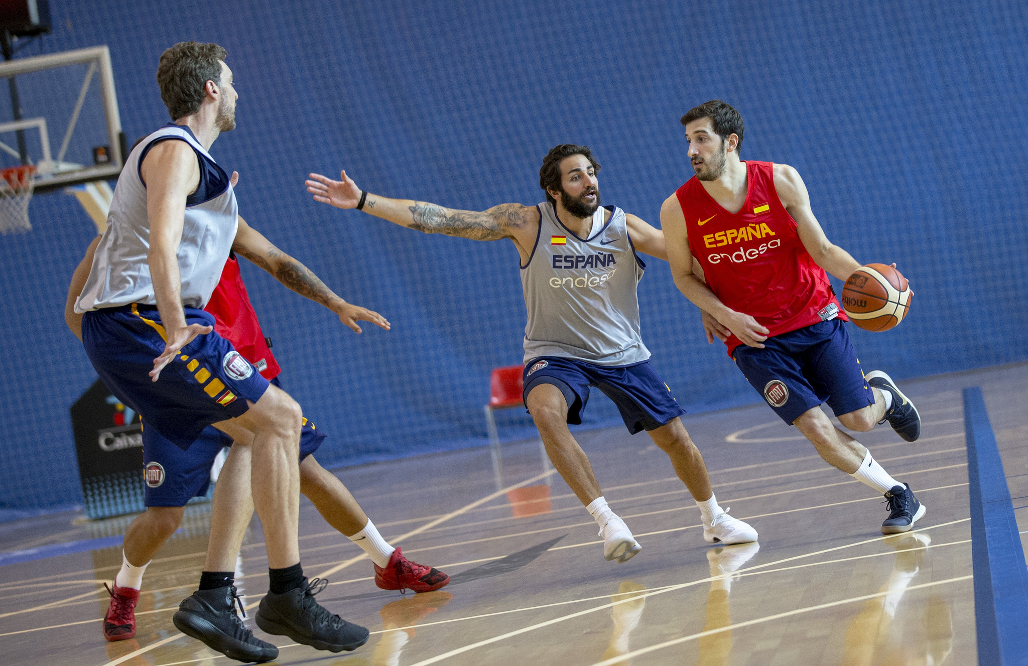 Scariolo elige a Guillem Vives para suplir la baja de Llull y ya tiene sus 12 jugadores