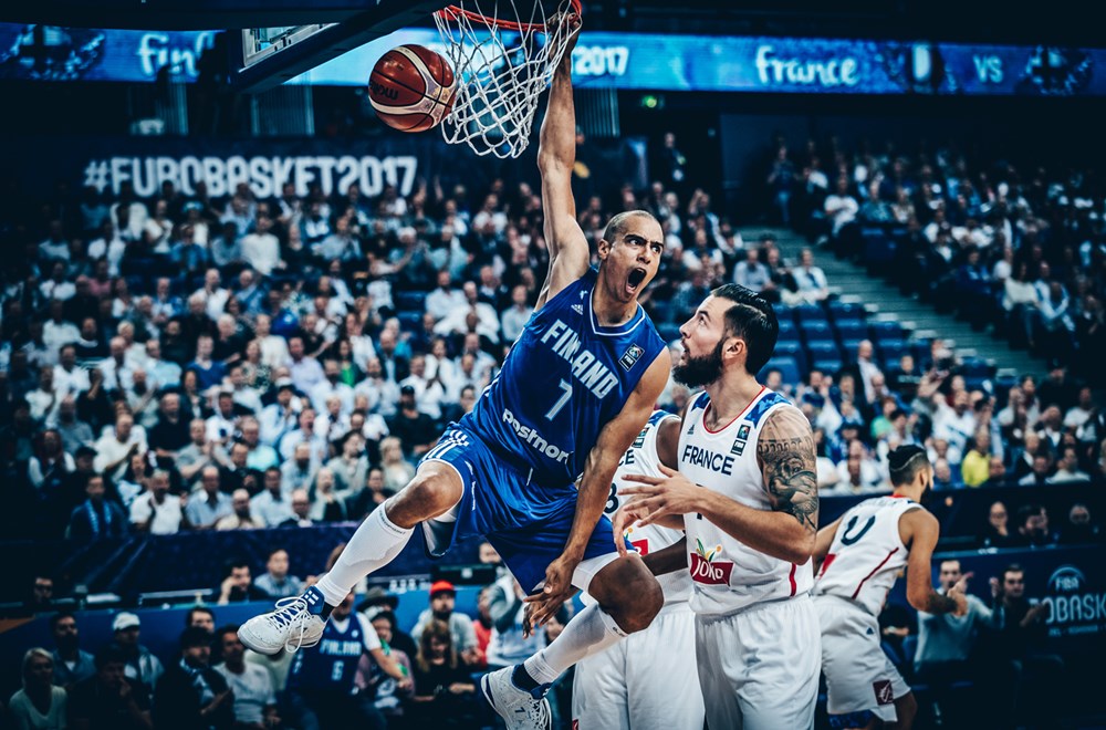 Grupo A: victorias de Eslovenia, Grecia y de Finlandia en la prórroga contra Francia