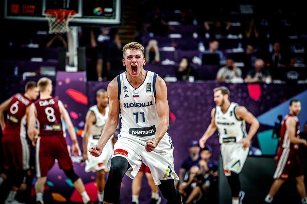 Eslovenia gana un tremendo partido a Letonia (103-97) y será el rival de España