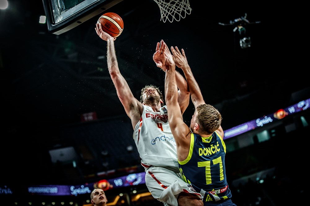 Eslovenia se luce (72-92) ante una España desastrosa que jugará por el bronce