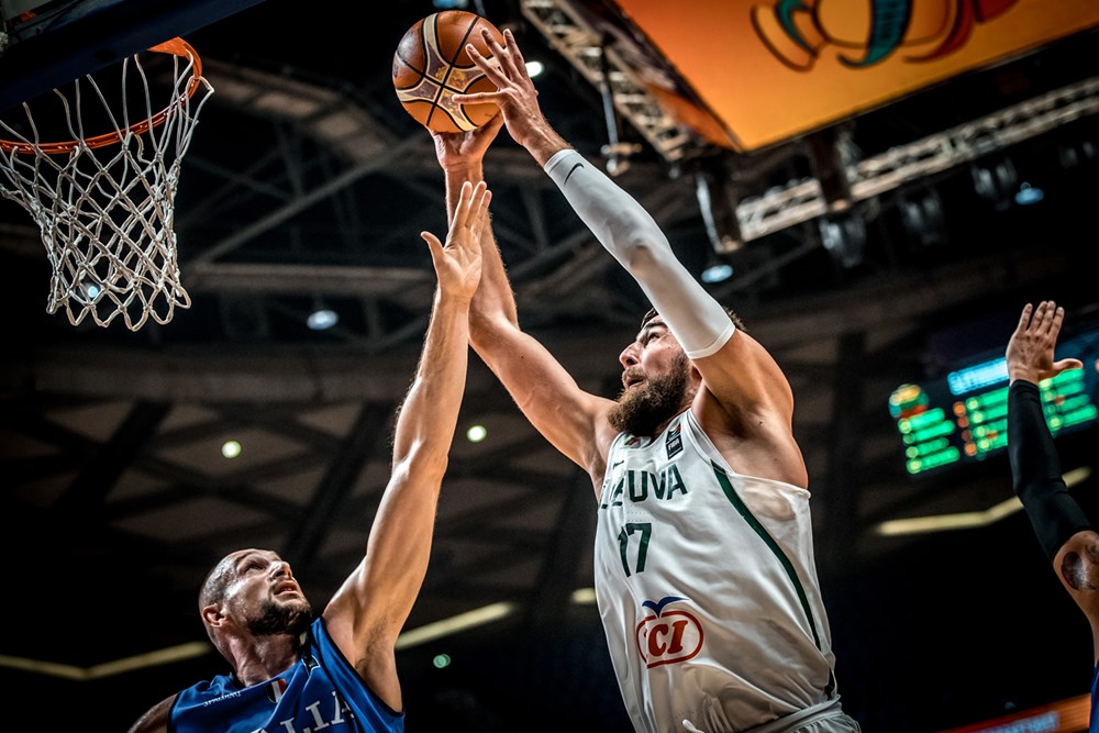 Así van los grupos A y B: Doncic guía a Eslovenia ante Grecia y victorias para Lituania, Israel y Finlandia
