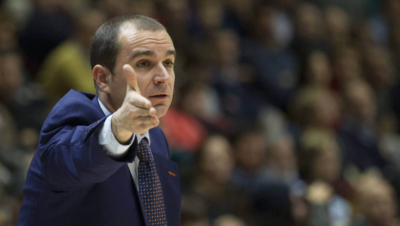 El Bilbao Basket despide a Carles Duran y ficha a Veljko Mrsic