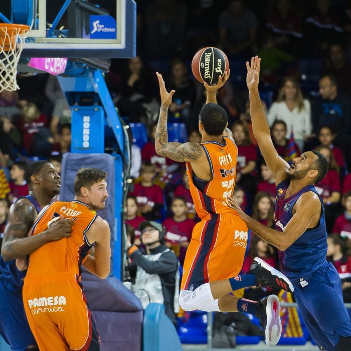 El Barcelona cierra el maratón de los últimos días con triunfo entre dos equipos cansados; Obradoiro derrota al Iberostar