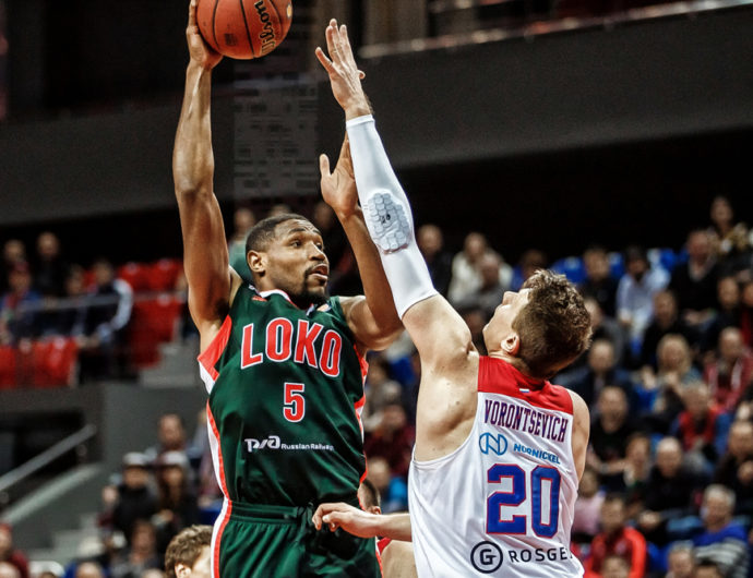El Baskonia firma para dos meses al ala-pívot Kevin Jones
