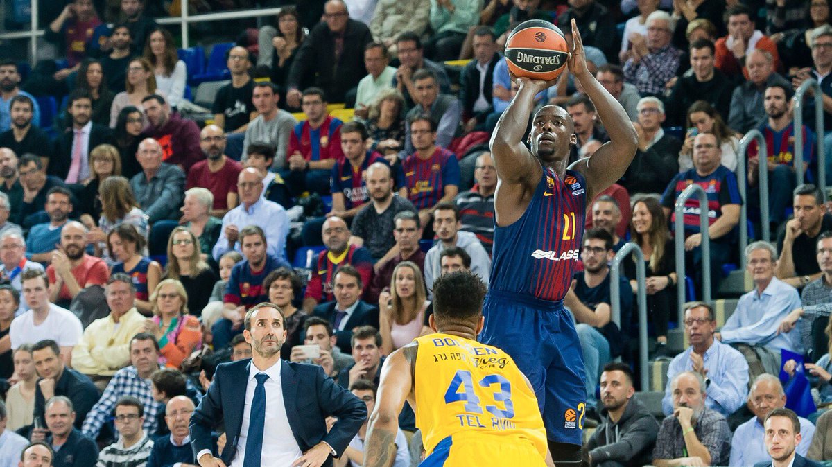 El Barcelona da otro salto con un contundente triunfo ante el Maccabi con 10 triples entre Sanders y Koponen