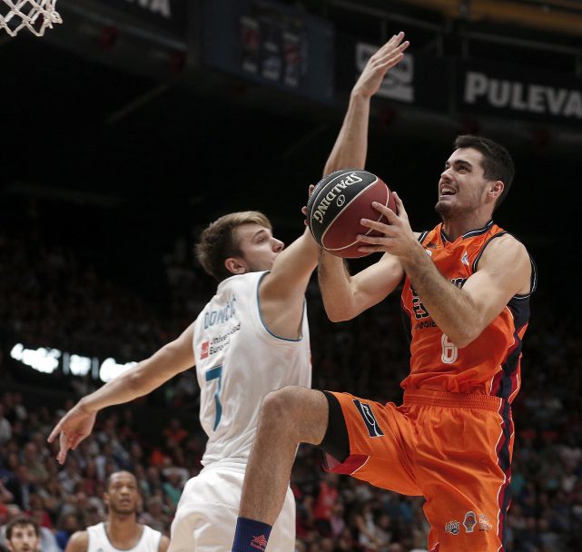 El Real Madrid y el Valencia Basket, a por un triunfo que les ponga en el buen camino
