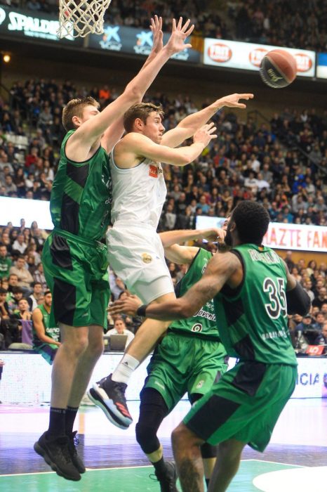 El Real Madrid se pasea en Badalona ante un tristísimo Joventut (66-84)