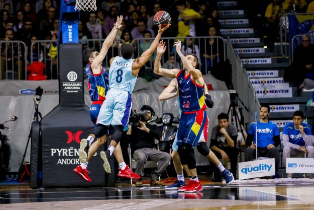 El Andorra sacó los colores por momentos a un lamentable Barcelona (102-92)
