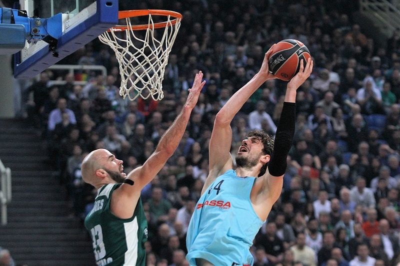 El Barça da una mala imagen tras un inicio prometedor y cae por 84-75 contra el Panathinaikos
