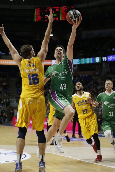 El Valencia Basket barre al Betis; Unicaja gana al UCAM Murcia; el Zaragoza respira con un valioso triunfo