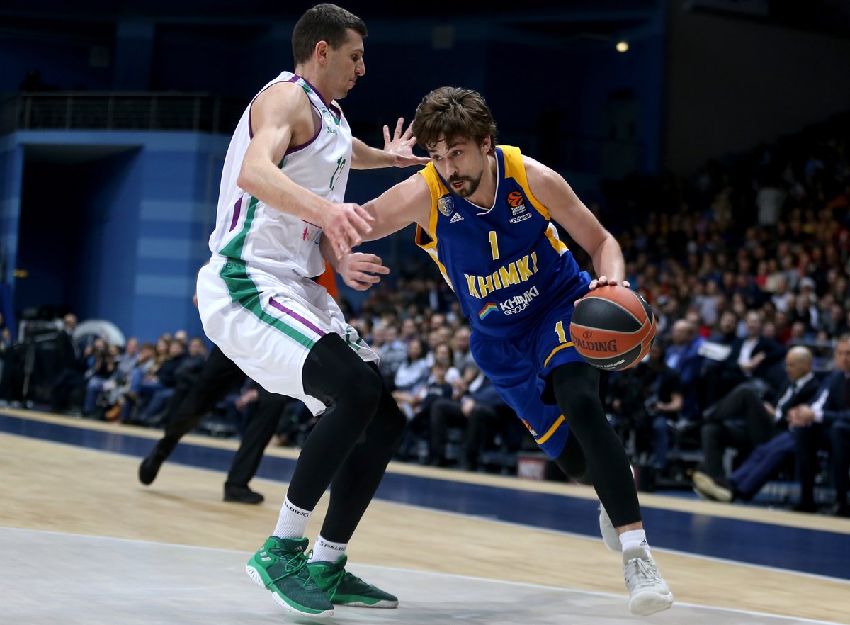 El Baskonia sigue en la pelea tras derrotar al Estrella Roja (103-84); el Unicaja regala la victoria al Khimki en un pésimo final (68-66)