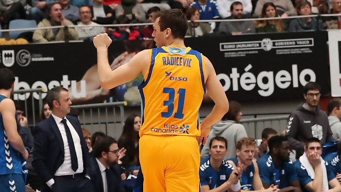 El Gran Canaria ficha de nuevo a Radicevic y busca otro refuerzo para la pintura