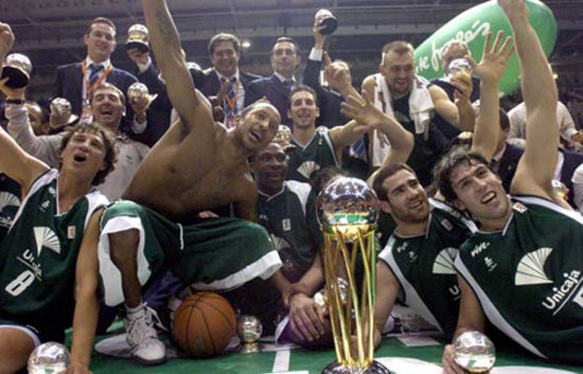 ¿Te acuerdas? Los vídeos de las finales de Copa del Estudiantes en el 2000, el Baskonia en el 2002 y el Unicaja en el 2005