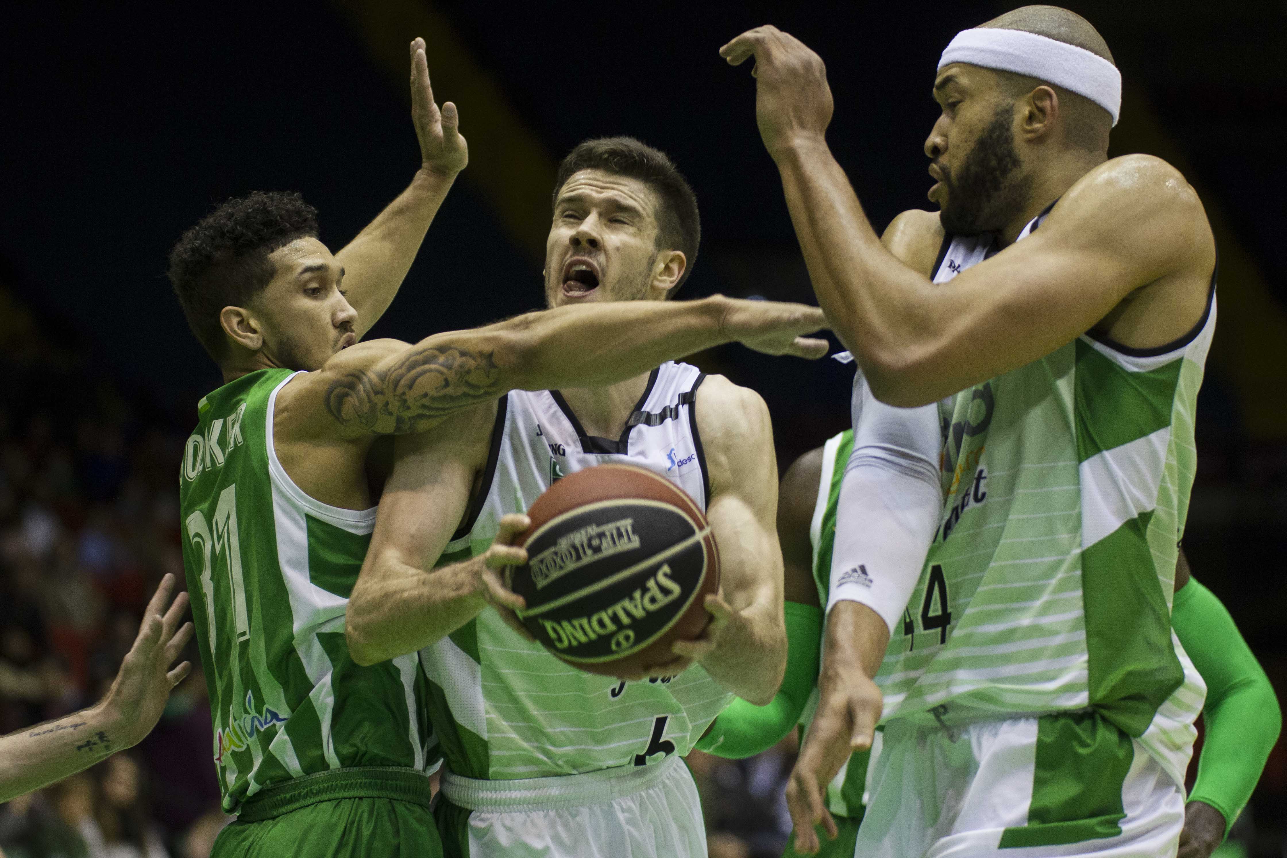La lucha por el playoff está abierta por el segundo puesto, el quinto y el octavo; el descenso es cosa de tres equipos