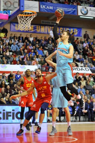 Barcelona: llegan Kuric y Pangos y se unen a la lista de 55 jugadores y 26 fichajes de los últimos tres años