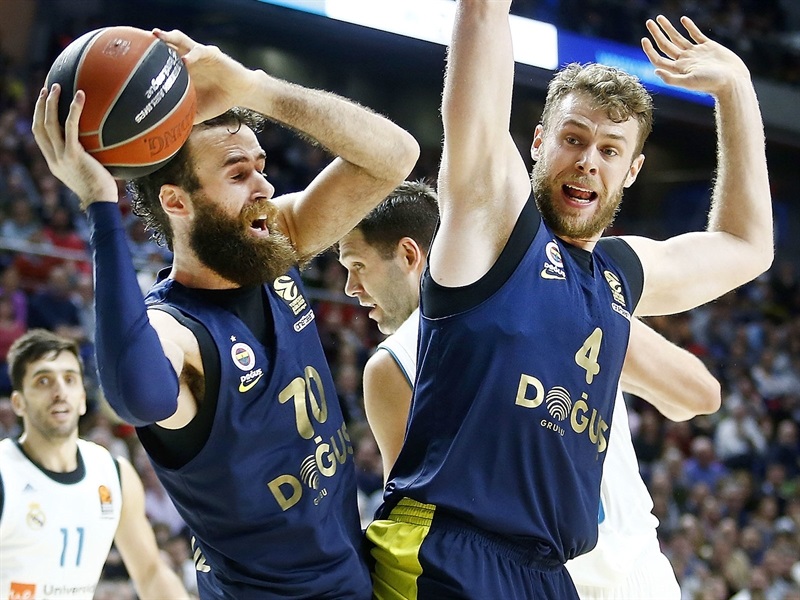 El Real Madrid cae de nuevo en casa en otro final apretado y se complica el factor cancha; el Unicaja no pudo ganar en Belgrado