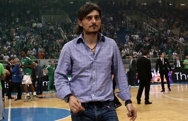 El dueño del Panathinaikos se atreve a criticar lo que tantos dicen en privado: trato de favor arbitral a Olympiacos y Fenerbahce