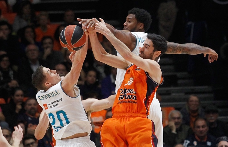 El Valencia Basket brilla en ataque (96-88) para complicar de nuevo al Real Madrid