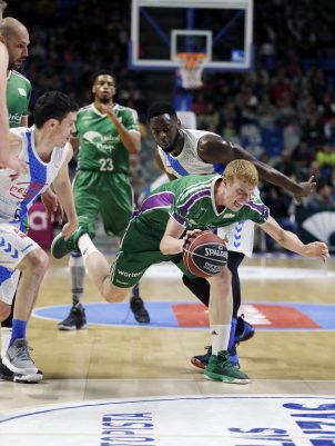El Valencia arrolla al Bilbao Basket, que sigue emitiendo pésimas señales, y el Unicaja, al Gipuzkoa Basket
