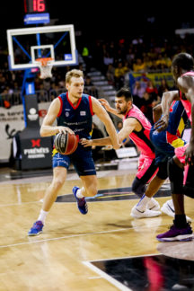 El Andorra corta su racha y acaba con la buena del Estudiantes; el Gipuzkoa Basket gana en la prórroga