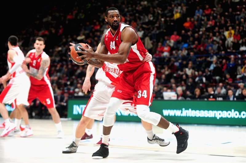 Cory Jefferson, opción temporal como pívot aparte de Lessort para el Barcelona