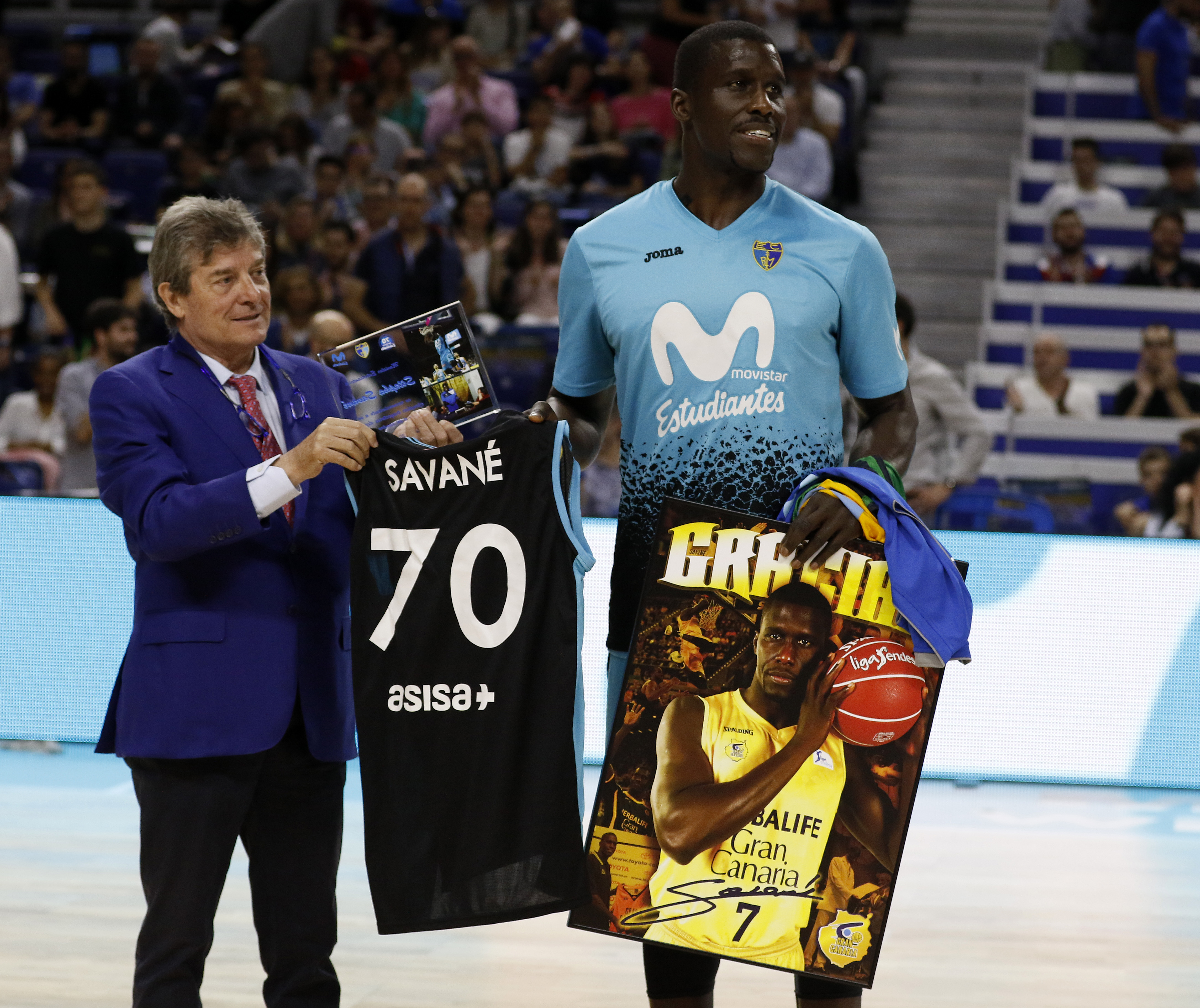 Estudiantes despide la temporada en el adiós de Savané con un buen triunfo (88-75); el Bilbao Basket, a Mumbrú con derrota (73-82)