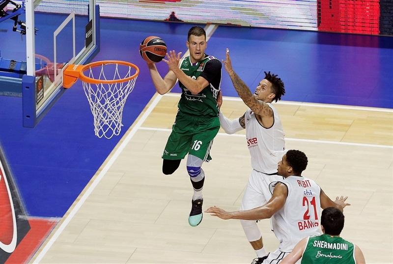 Nedovic, dos años al Armani Milán, como otro ex del Unicaja, Brooks; Micic, al Efes; Gill renueva en el Khimki