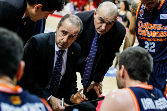 Txus Vidorreta no sigue en el Valencia Basket; Peñarroya y Scariolo, opciones que valoran