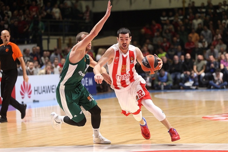 El Gran Canaria negocia con el base Taylor Rochestie y el pívot Landry Nnoko