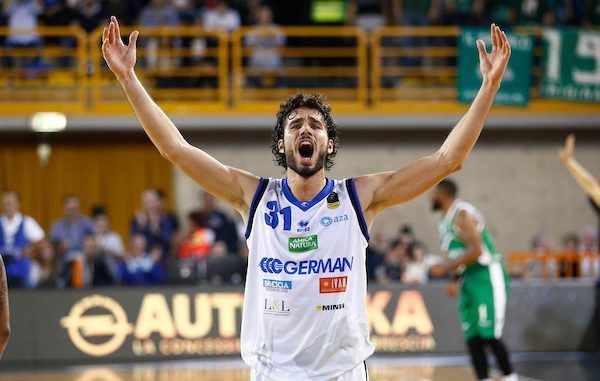 Vitali, al Andorra; Brian Roberts, en el Unicaja, y Shavon Shields, en el Baskonia, listos para anunciarse