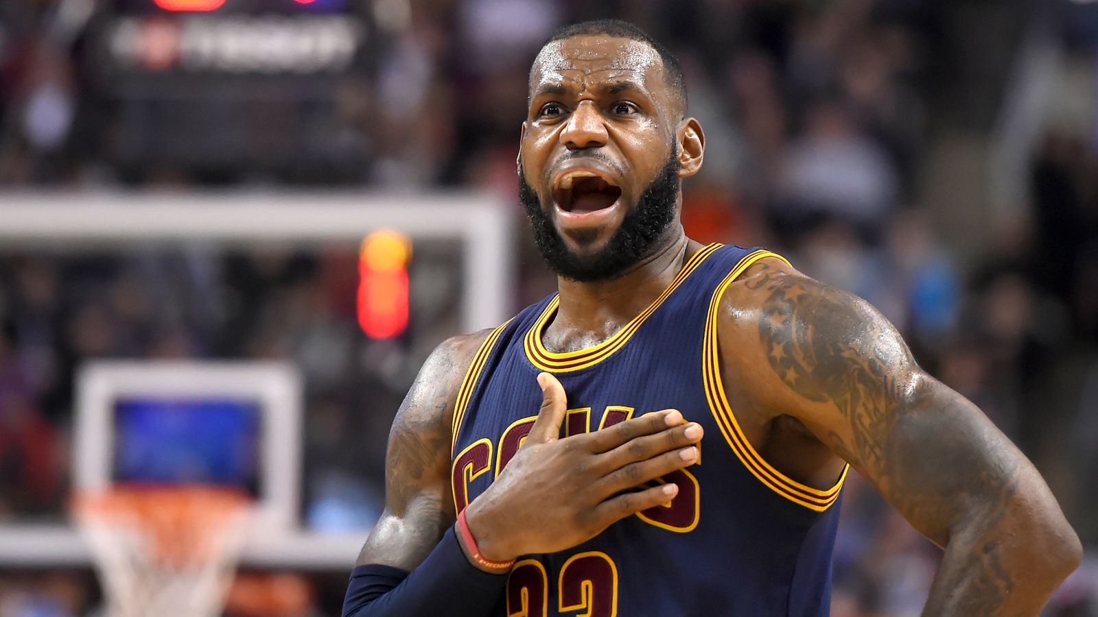 Lebron James firmará con los Lakers por cuatro temporadas; Hezonja, a los Knicks