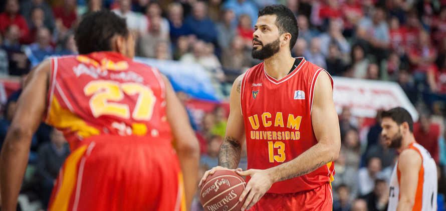 El Gipuzkoa Basket busca tres titulares: base, gusta Anthony Ireland, cuatro y cinco, con Faverani como opción