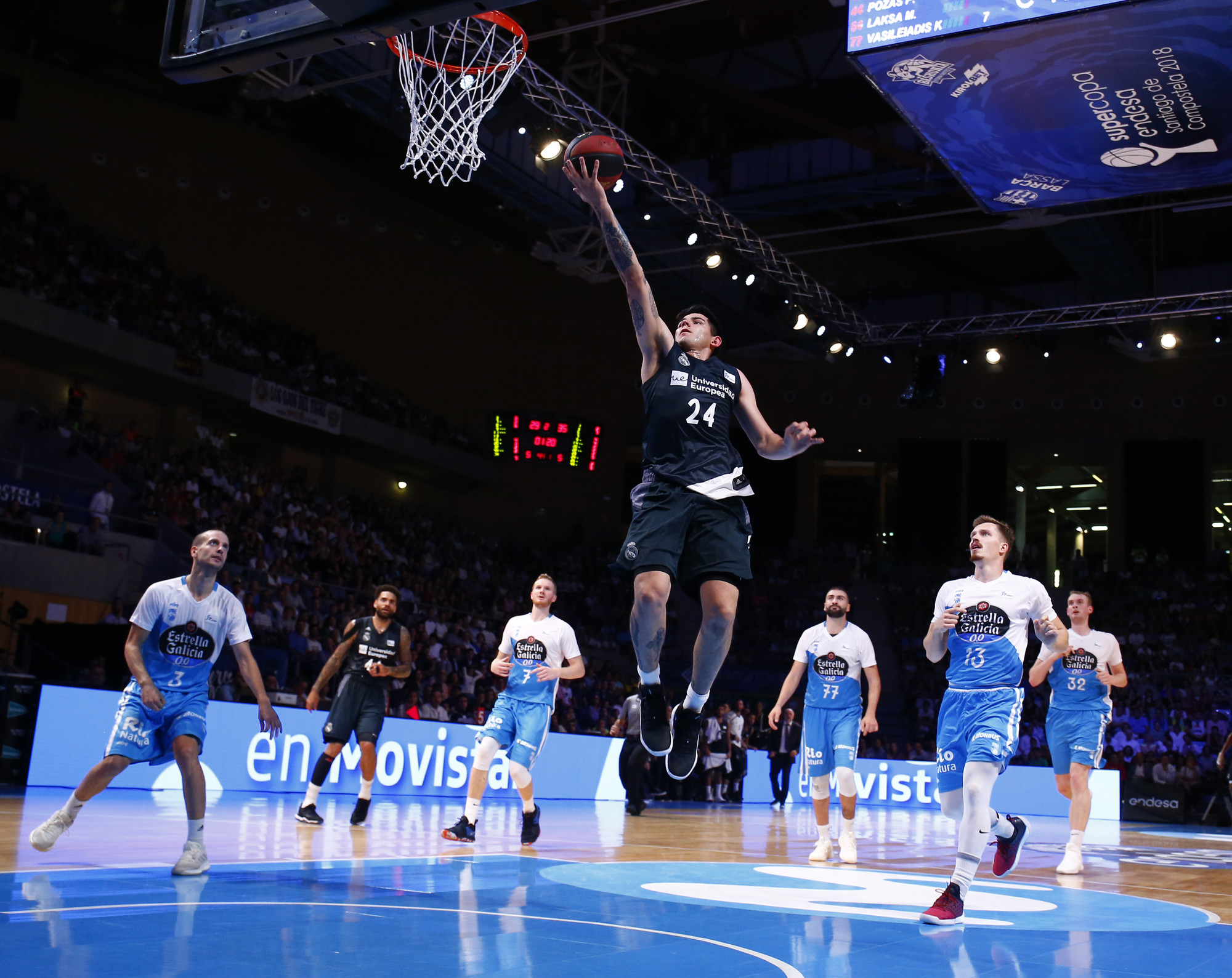 El Real Madrid arrolla al Obradoiro en la segunda parte y disputará la final de la Supercopa