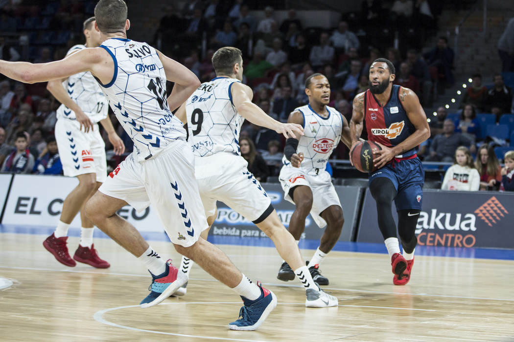 El Baskonia se lleva el derbi cómodamente y el Gran Canaria suma su primera victoria con paliza al Breogán