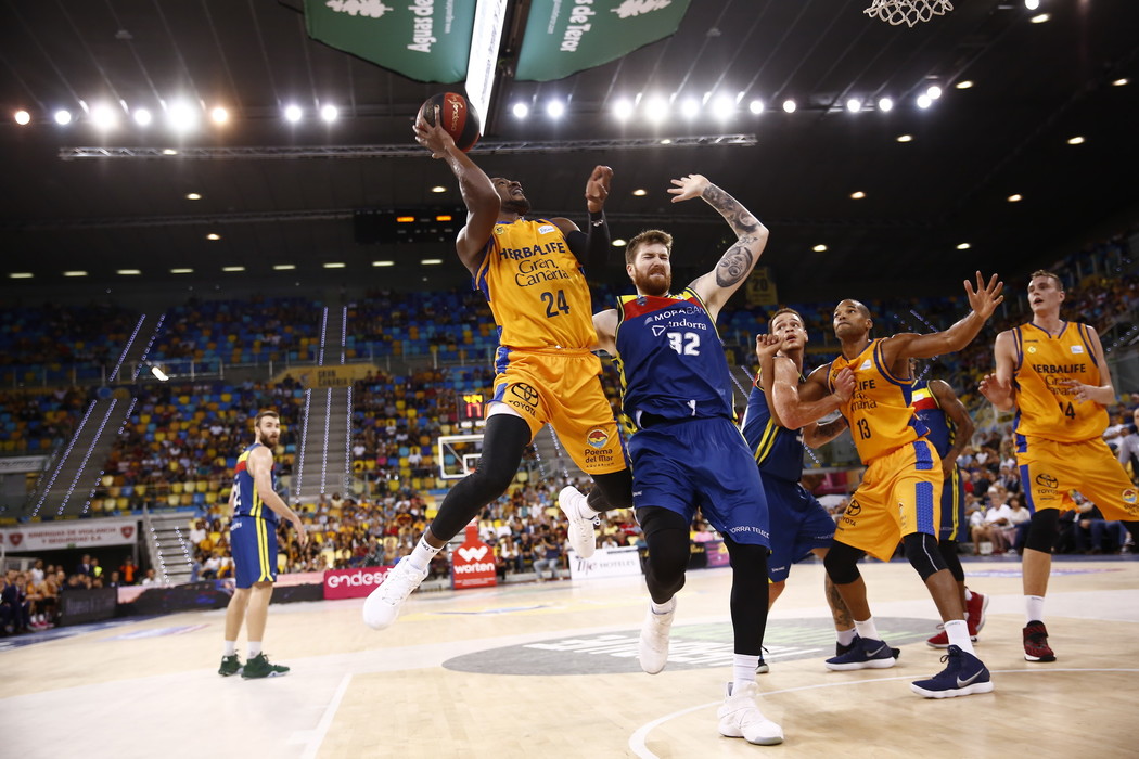 Gran Canaria se lleva el triunfo ante el Andorra; el Burgos fue superior al Breogán