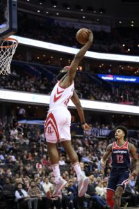 54 puntos de Harden pero los Rockets perdieron en la prórroga; 49 de Durant en la victoria de los Warriors