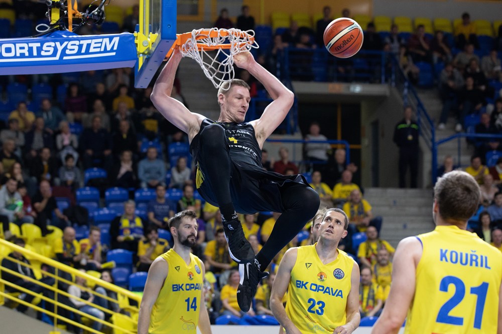 Victorias para Unicaja, Andorra, Valencia Basket e Iberostar Tenerife; derrotas de ‘Fuenla’ y UCAM Murcia