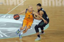 El Gran Canaria vence al Darussafaka y logra su primer triunfo a domicilio (71-75)