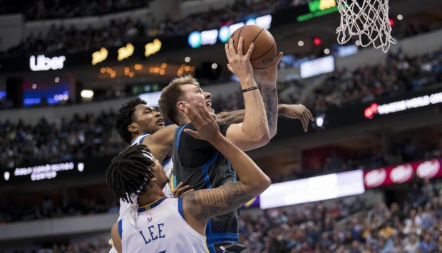 Doncic brilla con 24 puntos en la victoria frente a los Warriors; 40 de Anthony Davis y triunfo; 60 anotó Kemba Walker pero derrota de los Hornets