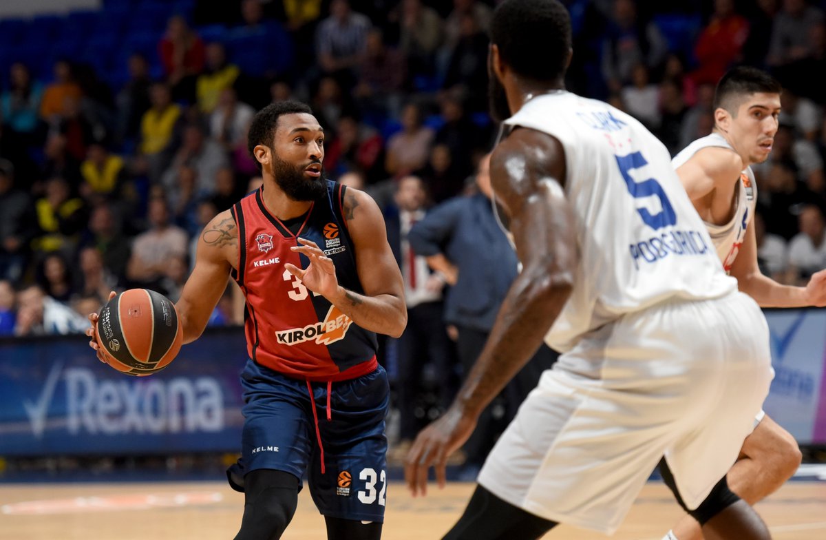 El Baskonia se olvidó la defensa y la actitud en el vestuario y encajó 21 triples y una derrota frente al Buducnost