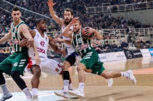 Clasificación tras la primera vuelta: el Fenerbahce, más líder; el Madrid, segundo; el Barça, séptimo y el Baskonia, décimo