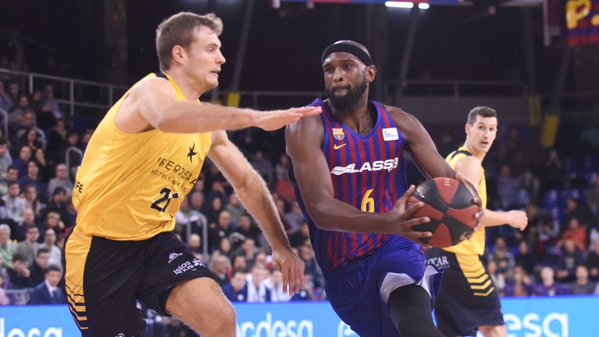 El Barcelona gana en un partido de altibajos al Iberostar Tenerife con la anotación muy repartida
